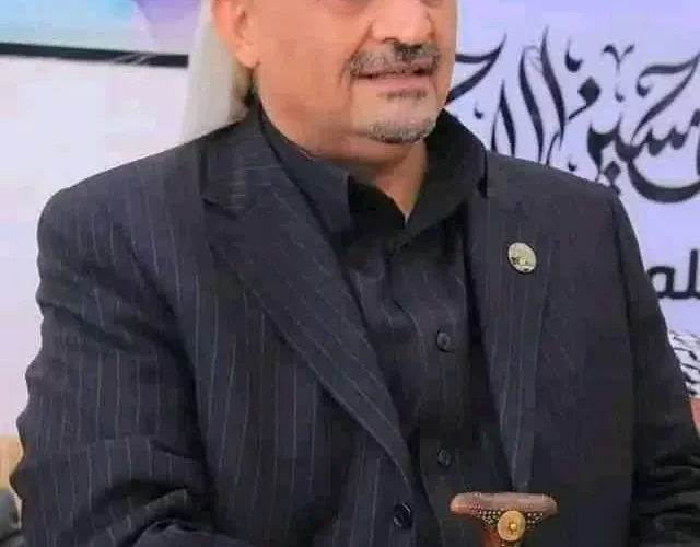 خلفاً للشيخ صادق وعكس كل التوقعات.. هذا هو شيخ مشايخ حاشد الجديد .
