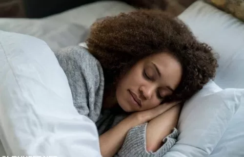 السر وراء استيقاظنا من النوم في أفضل جزء في الحلم