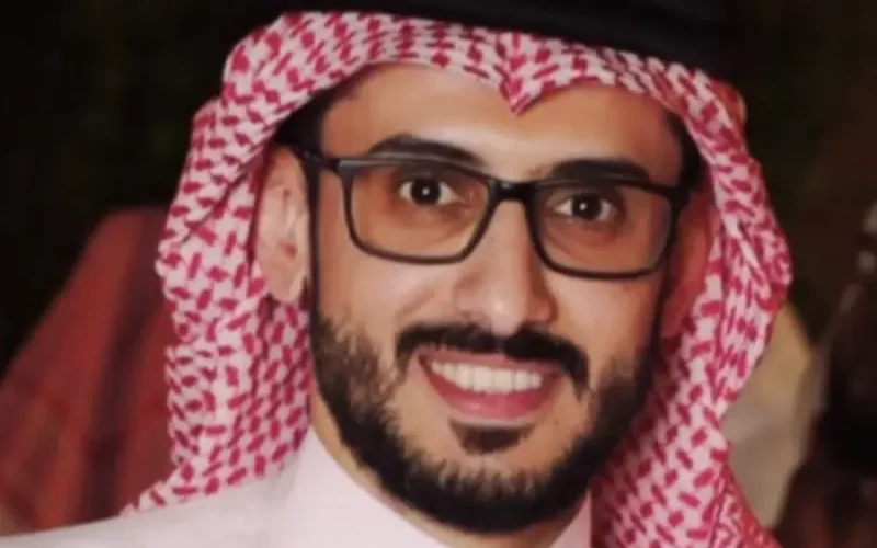 سعودي مسحور يثير حرب بين السعوديات بعد قيامه بهذا الشيء الصادم أمام الجميع