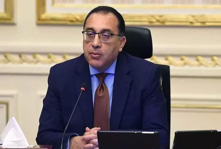 مصر توقف الدراسة وتفرض حظر من هذا التاريخ بسبب تفشي “اوميكرون”