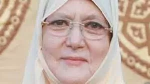 شمس البارودي تنهار بعد ما حصل لها وهي تغسل فنانة شهيرة بعد موتها قررت من بعده عدم غسل الموتى ابداً مهما كان الثمن