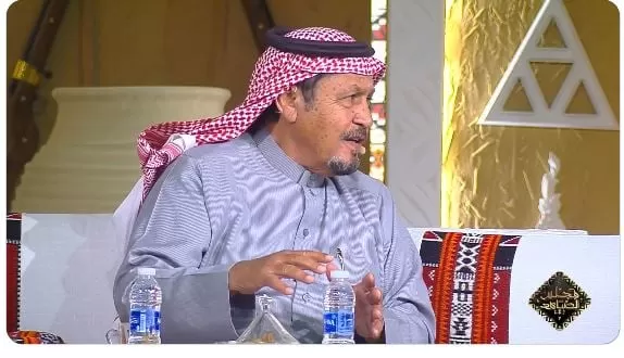 بالفيديو: رجل أعمال سعودي يتنقد صديقه الامريكي حول تربية القطط والكلاب بعد سواله عن تربية الابل