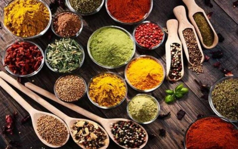 8 توابل تساعد على فقدان الوزن