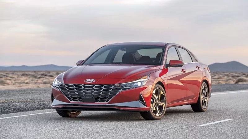 مواصفات هيونداي إلنترا CN7 موديل 2022 والسعر بالسعودية