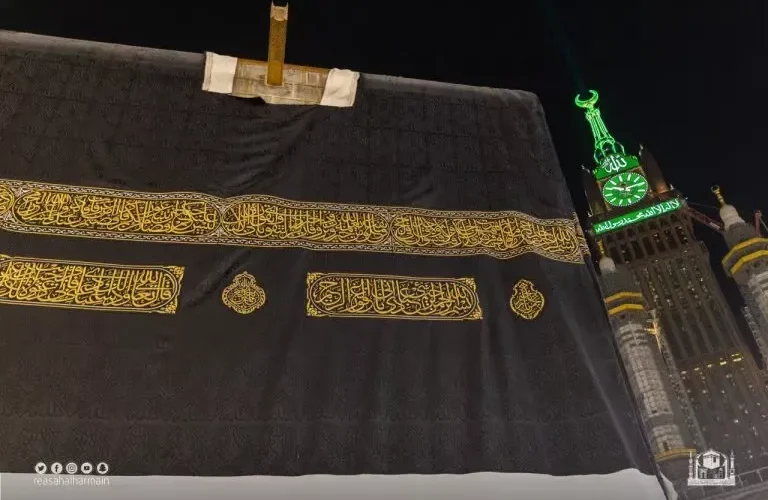 أسرار وأرقام تكشف لأول مرة عن كسوة الكعبة