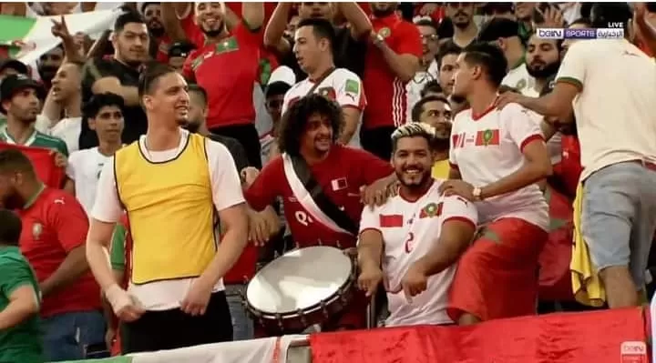 فيديو يشعل مواقع التواصل الاجتماعي للمبرع ملاطف حميدي وهو داخل الديوان الأميري لدولة قطر يرحب بكبار الضيوف.. (شاهد)
