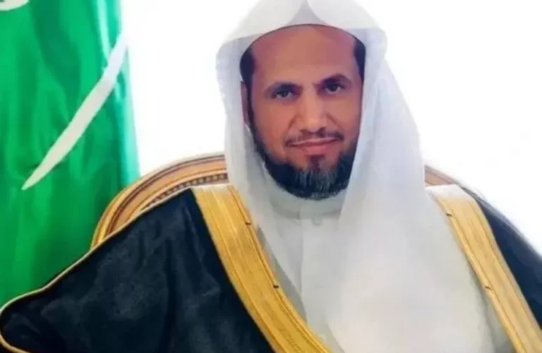 فيديو يشعل المملكة لسعودي يتحرش جنسياً بطفل في مقطع على شبكات التواصل
