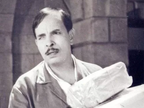 هذا هو الفنان المصري الذي ربطته زوجته الجميلة على سرير غرفة النوم الذي ضاجعت فيه ابنه في قصة اغرب من الخيال وتفكير شيطاني