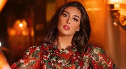 لن تصدق ما حدث لشعر ياسمين صبري وجعلها حديث الجميع