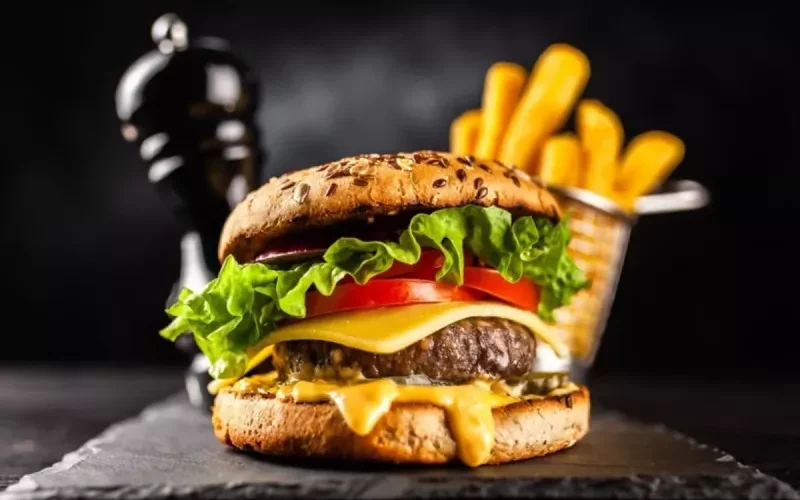 ما هي أفضل مطاعم البيرجر في الرياض للعوائل 1445؟
