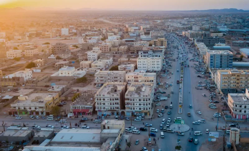 عاجل: مصدر يروي تفاصيل حرب شوارع حقيقية في عتق