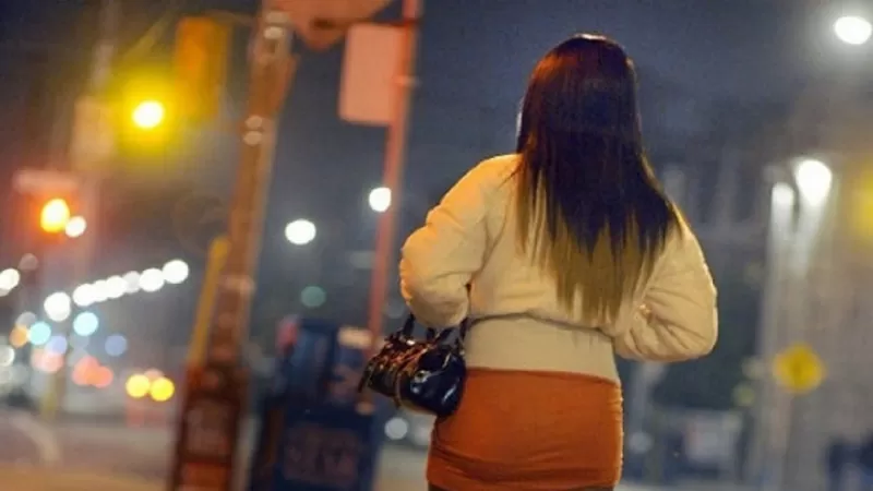 في كشف المستور.. هذه الجميلة من نجمة في باب الحارة الى بنت ليل في هذه الدولة