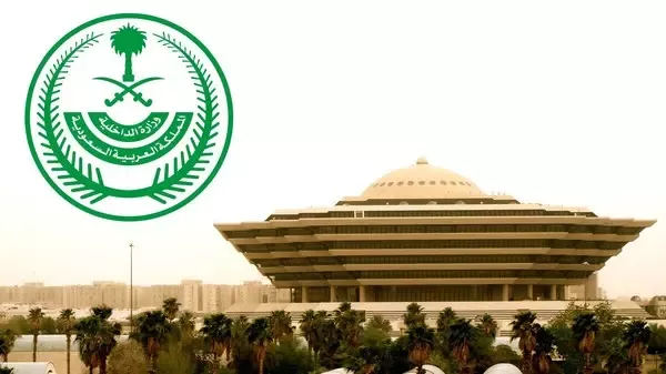 فيديو صادم من لبنان لما فعله كلب وجد طفل رضيع في مكب نفايات