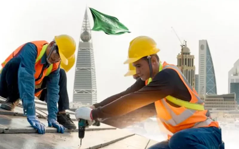 رسمياً.. السعودية تكشف تفاصيل جديدة عن الغاء نظام الكفالة للمقيمين العاملين في المملكة