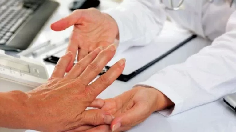 5 نصائح لتجنب الام الروماتزم في برد الشتاء