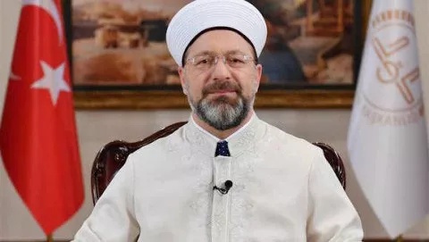 شكوى ضد رئيس الشؤون الدينيّة لدعوته إلى تنظيم ساعات العمل وفق صلاة الجمعة