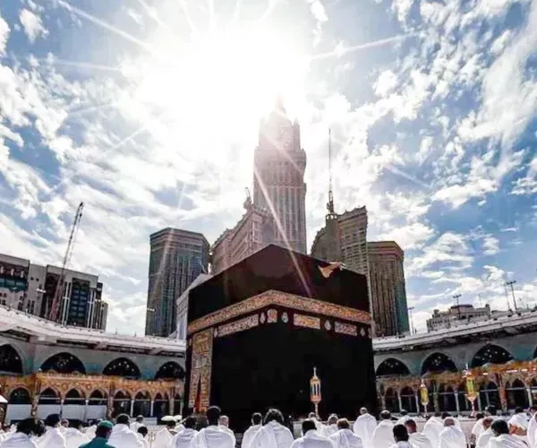 بيان هام من فلكية جدة حول ما سيحدث في مكة المكرمة ظهر الاحد القادم