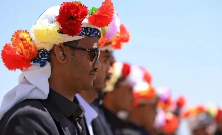 عريس يمني يكمل ليلته بالسجن بسبب ما فعله مع زوجته بحمام الفندق
