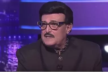 فنانة شهيرة تكشف عن عادات وطقوس غريبة يقوم بها سمير غانم قبل اي مشهد ساخن