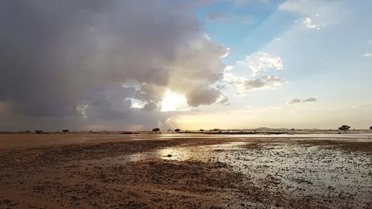 فيديو مرعب للامطار والسيول تضرب هذه المناطق من جديد