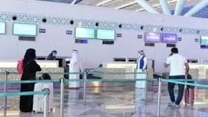 صحيفة عكاظ: السعودية تعلن مواعيد فتح مطاراتها وتعليق رحلات السفر الدولي بالكامل