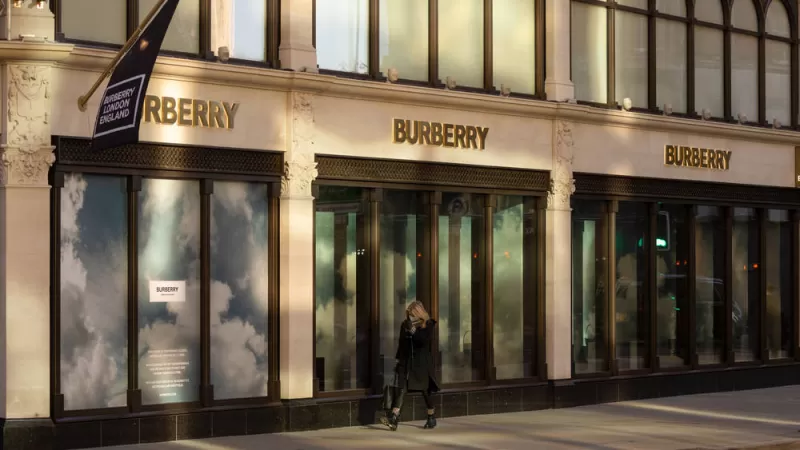 خسارة كبيرة لشركة تويوتا تهدد اقوى سياراتها