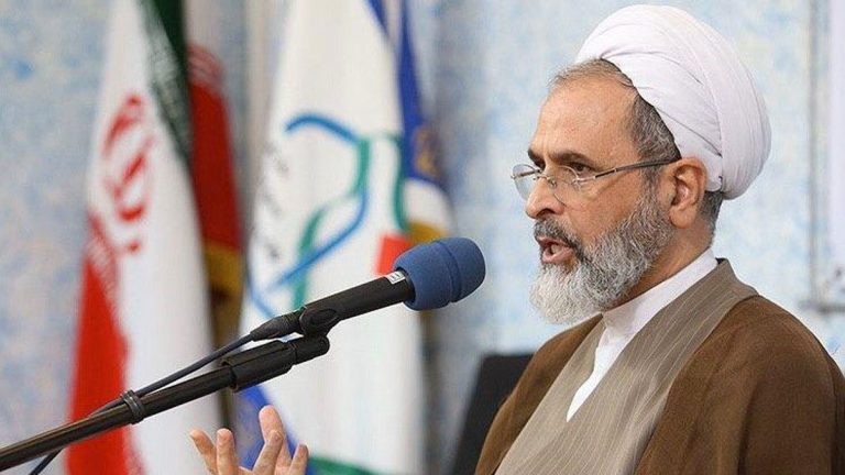 في رسالة استجداء.. زعيم إيراني يطلب مساعدة دينية من شيخ الأزهر لمواجهة كورونا