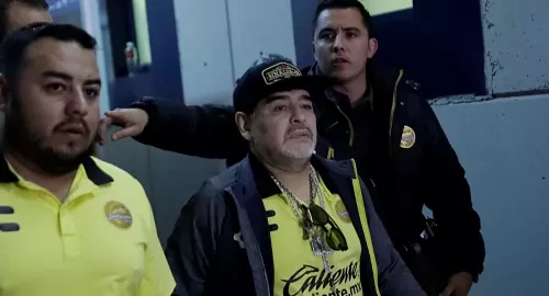 تم اختطافه”… تسجيل صوتي يكشف تفاصيل مثيرة عن وفاة مارادونا