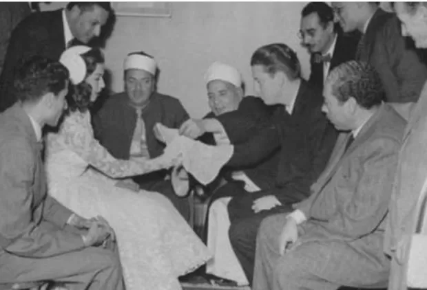 قصة راقصة مصرية شهيرة احبها كبار الفنانيين لكنها عشقت شاب امريكي وسيم فخدعها باعلان اسلامه ثم استولى على كل ثروتها ورماها في الشارع