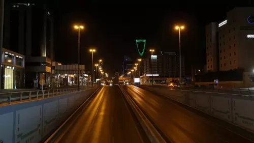 تفاصيل اعادة فرض حظر التجول في السعودية بعد تفشي كورونا بشكل كبير