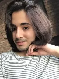 هــل تذكرون الشاب المتحول الإماراتي بدر خلف ؟… شاهدوا ماذا حصل له اليوم والذي أفرح كـل الخليجيين والعرب