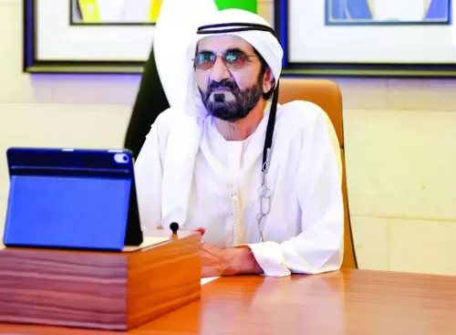 ماذا يجري في الإمارات: اكاديمي يفتح النار على محمر بن راشد ويصفه بهذه الصفات