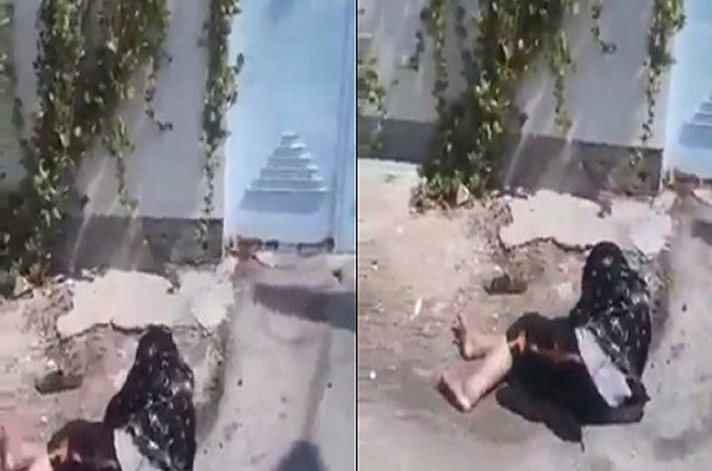 بالفيديو: رجل عاق يضرب والدته ويطردها لإرضاء زوجته