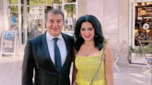 بعد لقاء ساخن: رانيا يوسف تتغزل في فحولة رئيس برشلونة بكلمات فاضحة