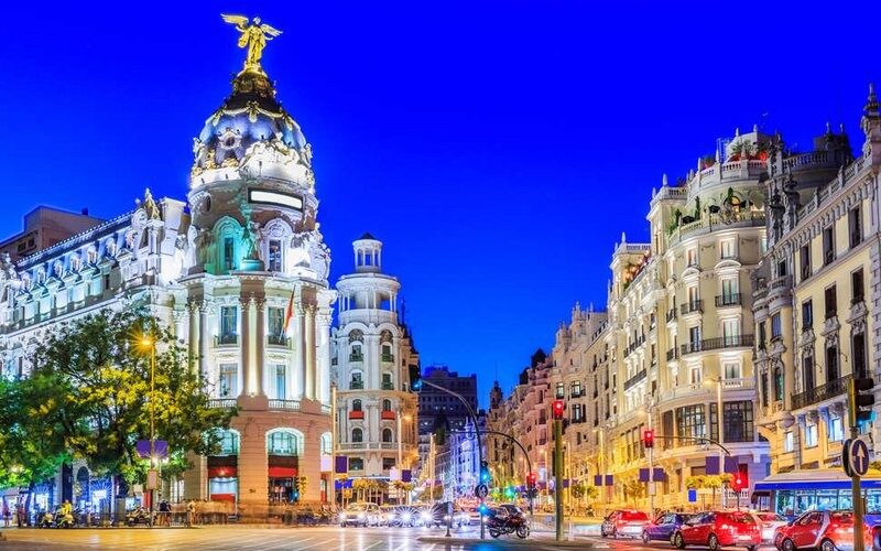 5 دول أوروبية تفتح المطارات والفنادق لسياح العالم في هذا التوقيت.. تعرف عليها