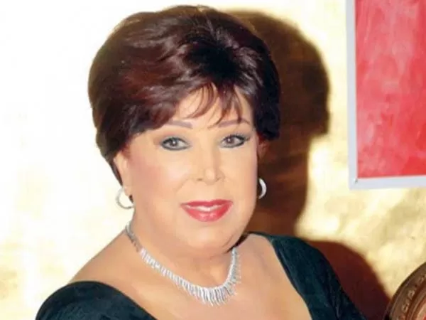 بعد اكثر من سنة على وفاتها .. عُمال صيانة اصيبو بالصدمة اثناء الحفر تحت سرير رجاء الجداوي وهذا ما وجدوه.