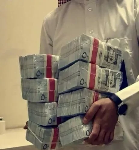 احصل فوراً على نصف مليون ريال سعودي للمواطن والمقيم بدون كفيل ولا ضامن