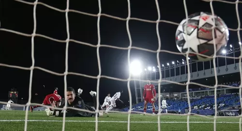 شاهد اهداف مبارات الريال وليفربول والنصر الساحق لزيدان
