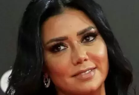 اكثر فجور من  والدتها .. شاهد صور صادمة لابنة رانيا يوسف !!