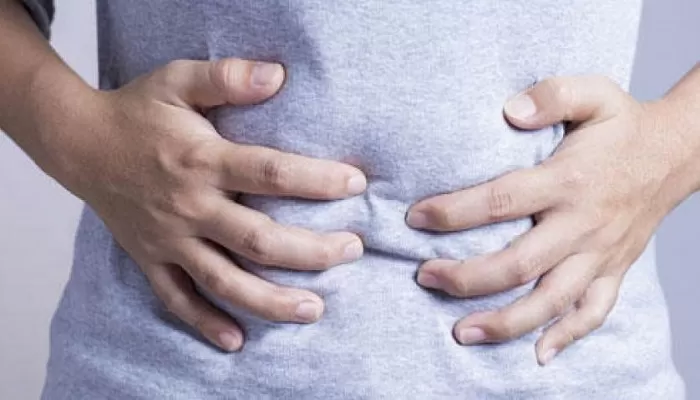 الوصفة المعجزة للتخلص من غازات البطن ومشاكل القولون خلال دقائق