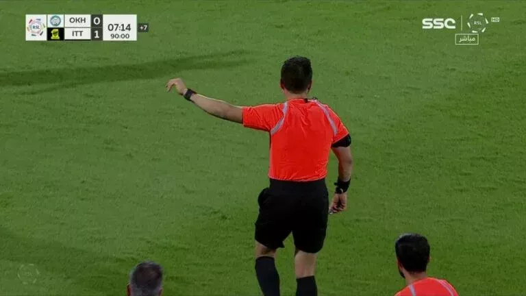 الفيديو الكامل لحرب شوارع حقيقية بين لاعبي الاتحاد والاخدود ضمن دوري روشن السعودي