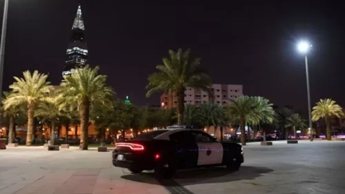 شاهد: فيديو من اهم مولات السعودية لمضاربة جماعية لسبب صادم