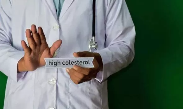 ما هي الامراض التي يسببها ارتفاع الكوليسترول في الجسم؟ وكيف يمكن الوقاية منه؟