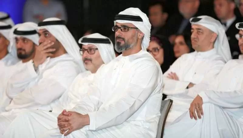 ليست السعودية.. أول دولة خليجية تبارك تعيين خالد بن محمد بن زايد وليًا للعهد في دولة الإمارات