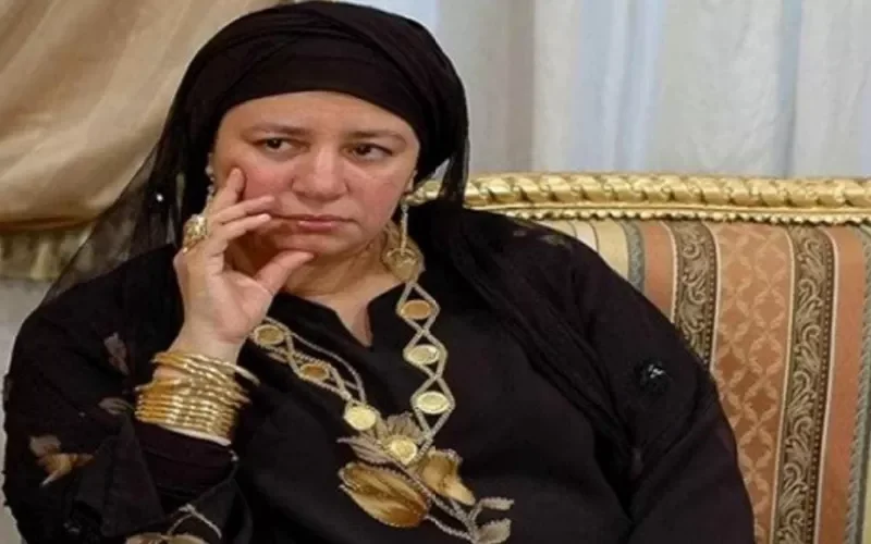 بطلة مسلسل لن اعيش في جلباب ابي تكشف المستور عن علاقة ريحة عبلة كامل بغضب نور الشريف ولماذا طلب طردها من المسلسل بسبب ريحتها