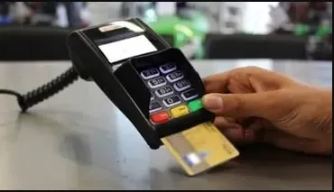كاتب سعودي يدعو المواطنين الا يدفعو ريالًا واحدًا نقدًا
