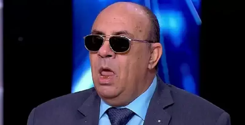 بعمل علاقة مع أمي وأختي بأستمرار في المنام .. أعمل إيه؟ شاهد انفعال و رد غير متوقع لمبروك عطية