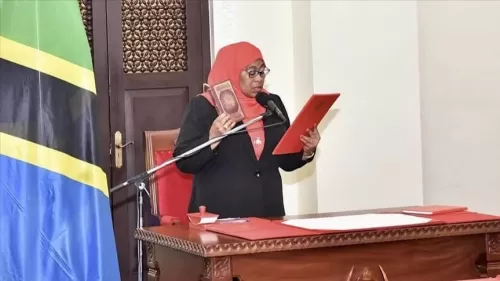 يمنية تصل لمنصب الرئاسة في هذه الدولة وتظهر كأول رئيسة جمهورية محجبة .. تفاصيل