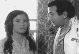 هذا المشهد الساخن من الفيلم الممنوع من العرض جعل نور الشريف يقسم ان لا يمثل اي مشهد بوس مع سعاد حسني مرة اخرى