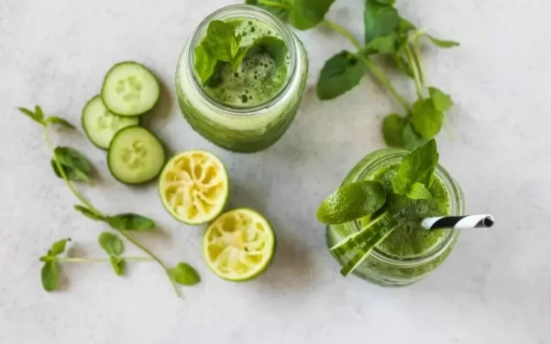 مغلي هــذه العشبة الموجودة في كل بيت يحميك من ارتفاع الكوليسترول ويحرق دهون البطن والارداف بدون مجهود